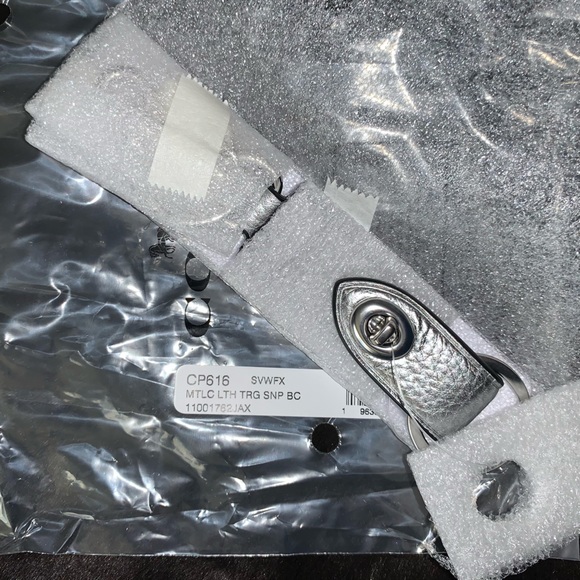 NEW! Metallic Pebbled Leather Trigger Snap Bag Charm Dbl End Valet Key Ring NWT - Picture 7 of 14